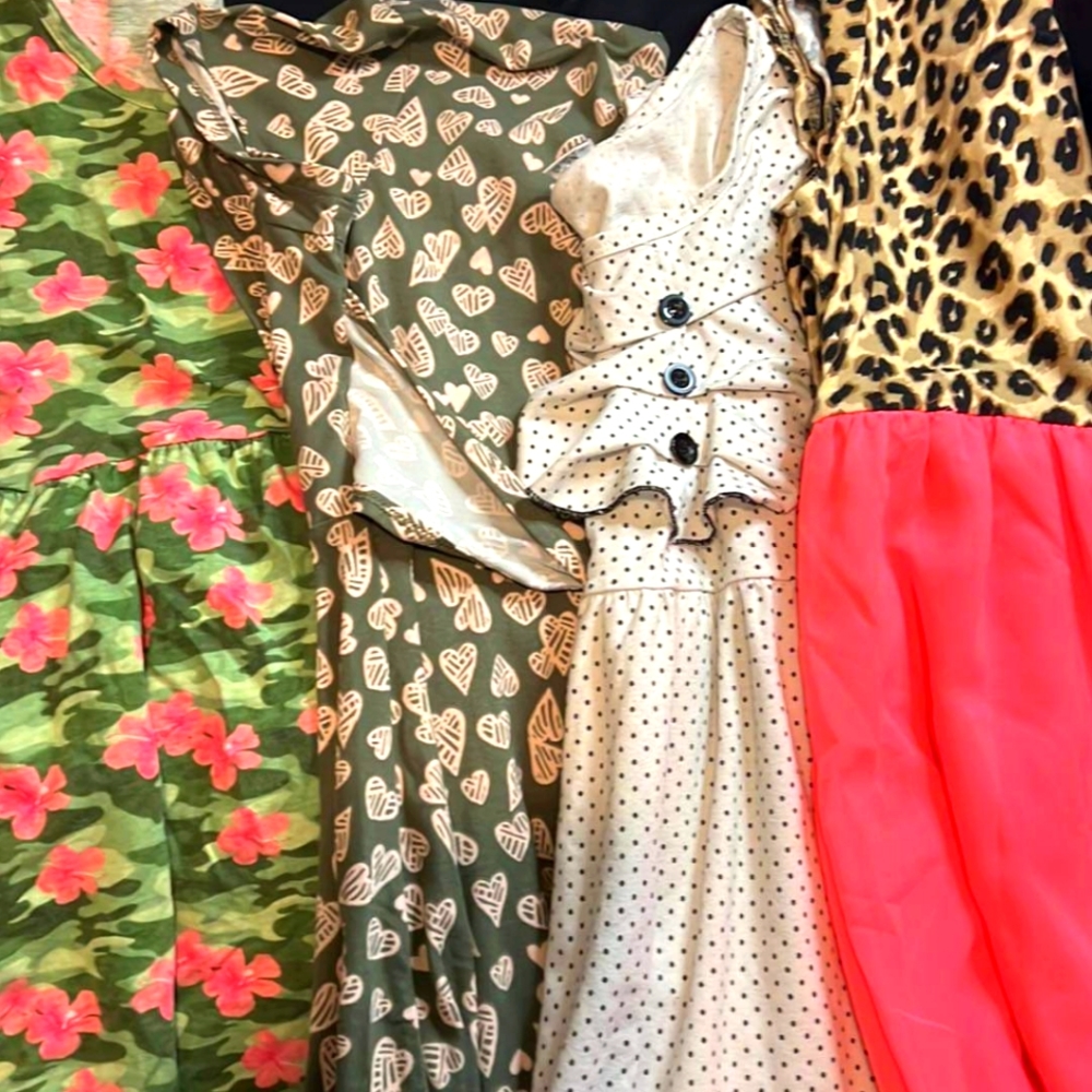 Kids clothing